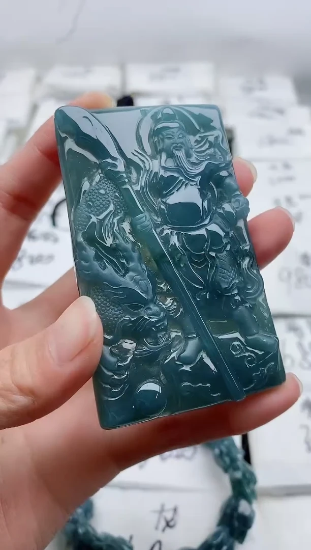 颈饰未镶嵌翡翠8