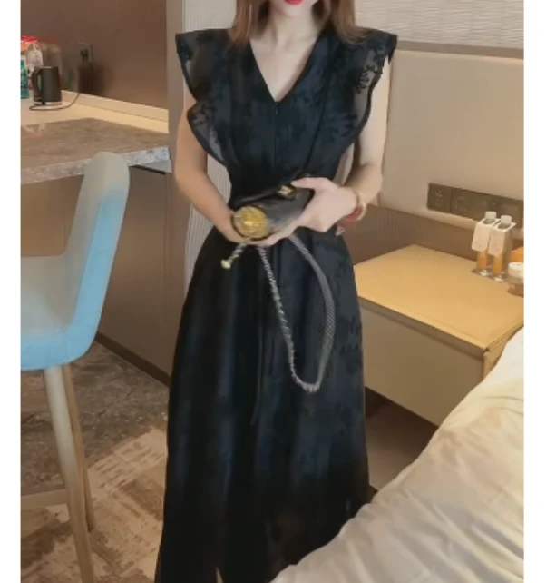 2025夏季时尚潮流百搭精品女装林LLO