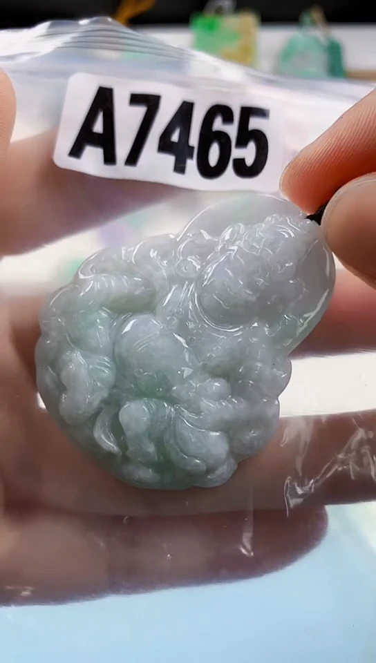 翡翠未镶嵌颈饰天然翡翠吊坠挂件