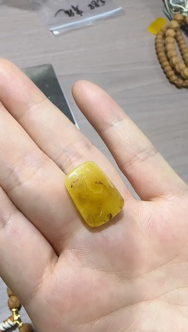 裸石蜜蜡未镶嵌蜜蜡牌子瑕疵