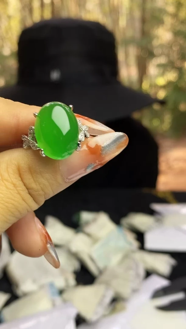 满色吊坠 所见即所得！！