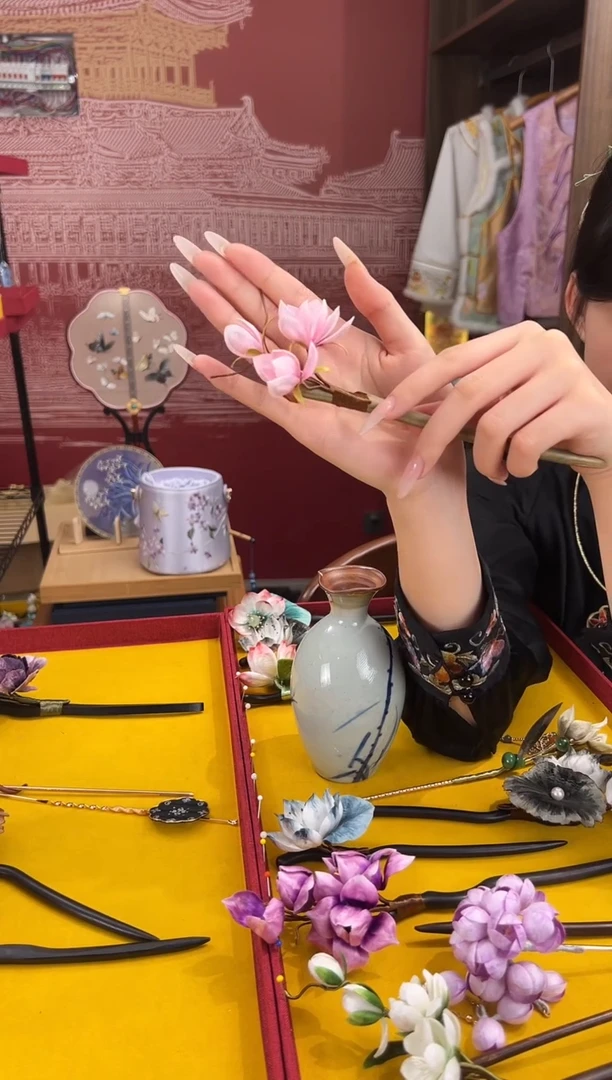 刺绣非遗绒花（发饰）