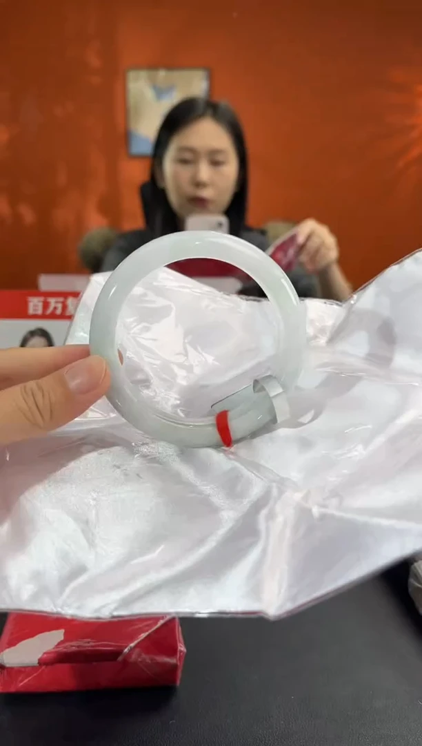 未镶嵌手镯翡翠57