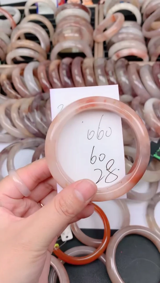 未镶嵌手镯石英质玉060