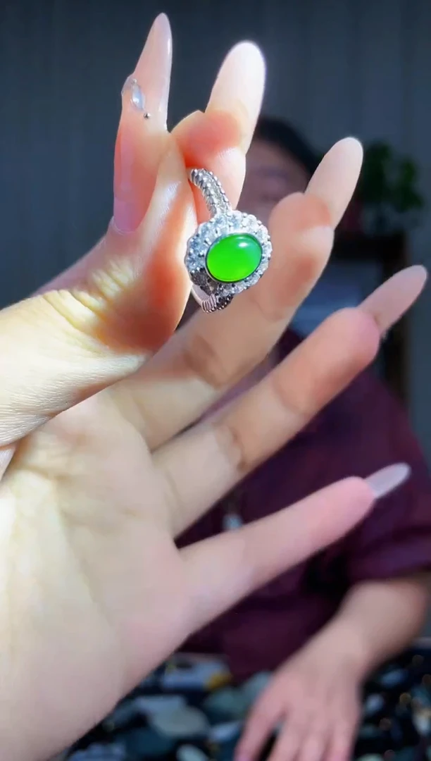 和田玉未镶嵌挂件拍一发一，多样性发货！