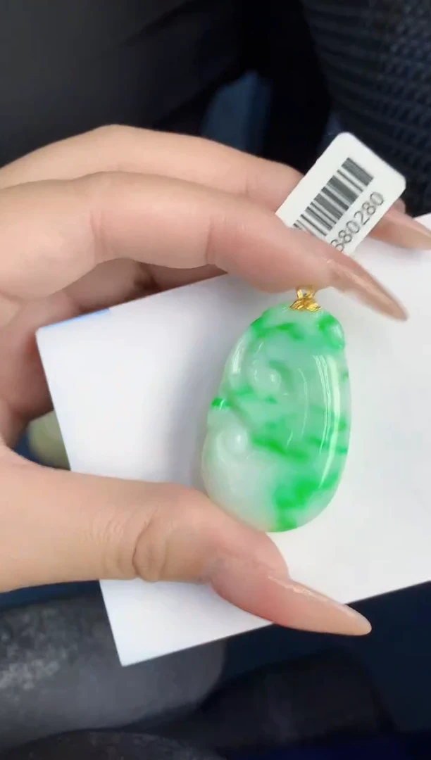 【闪购商品】翡翠颈饰18K金镶嵌000000000