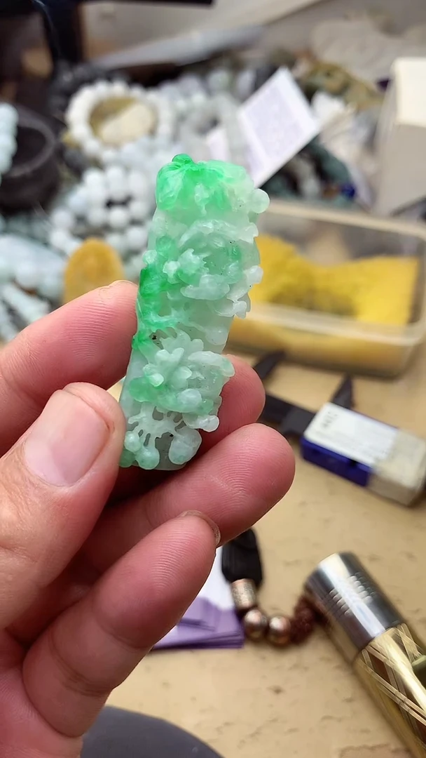 定制翡翠未镶嵌翡翠1