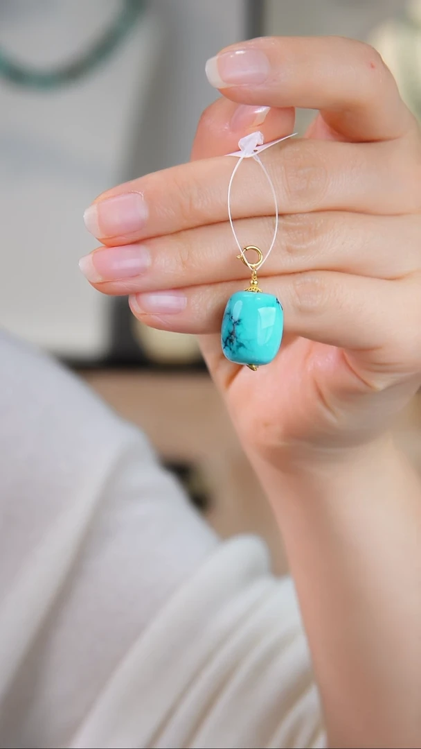 18K金镶嵌绿松石吊坠(不含链)1