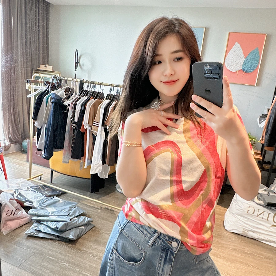 西主任2025夏季新款时尚百搭圆领宽松显瘦印花短袖T恤洋气上衣女