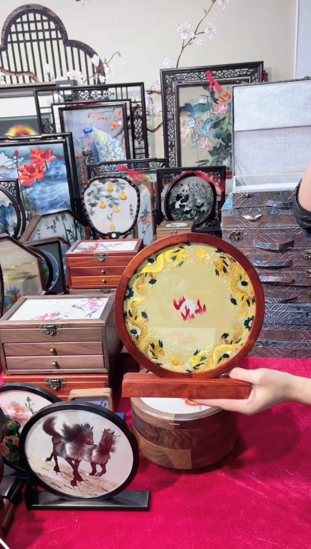 织绣精品苏绣手工刺绣，成品摆件36