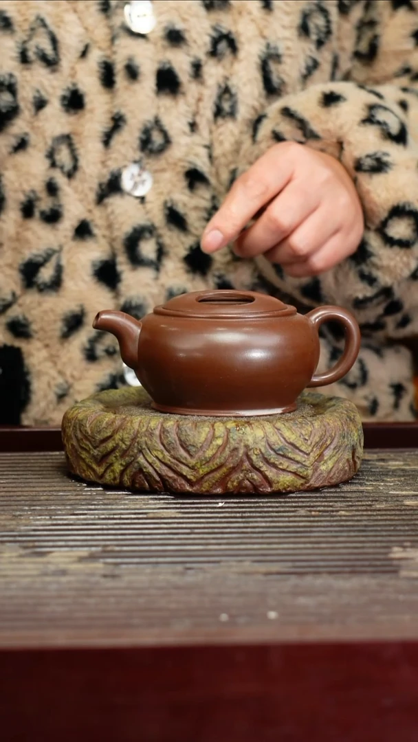 宜兴原矿紫砂壶茶壶宜兴原矿紫砂壶茶壶200C