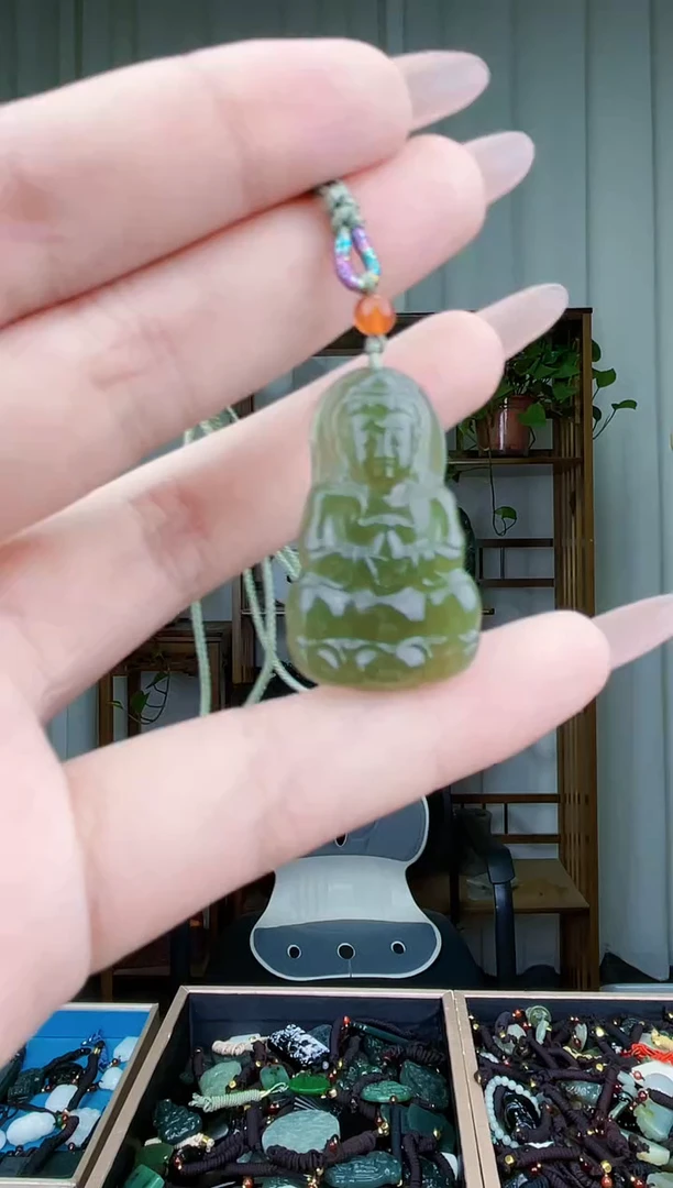 和田玉未镶嵌挂件拍一发一，多样性发货！