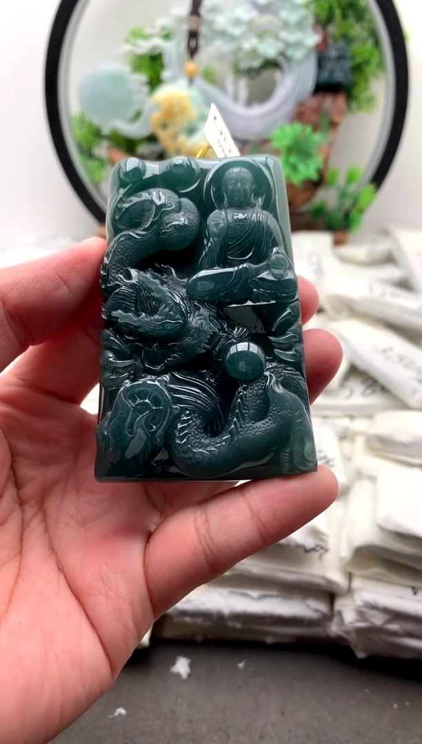 【闪购商品】翡翠颈饰未镶嵌阿弥陀佛