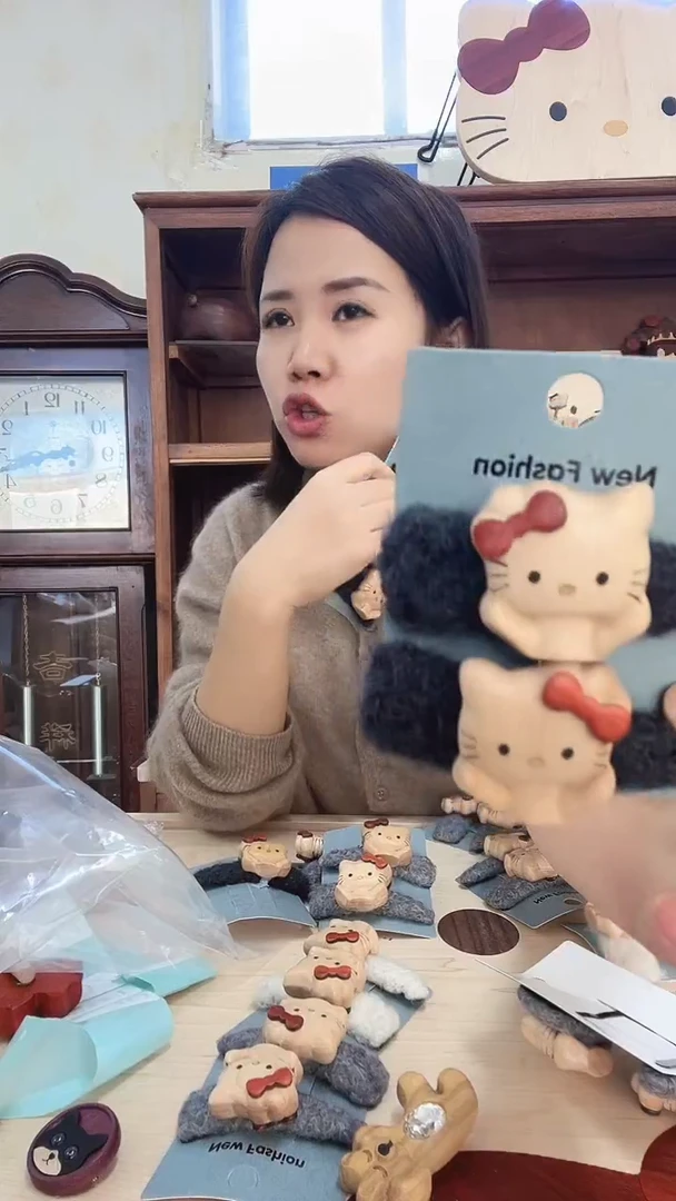 木凯蒂猫发夹 蓝色