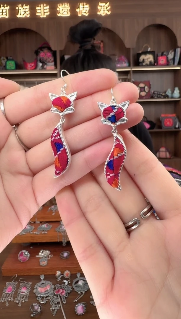 【闪购商品】织绣扶光苗绣传承49