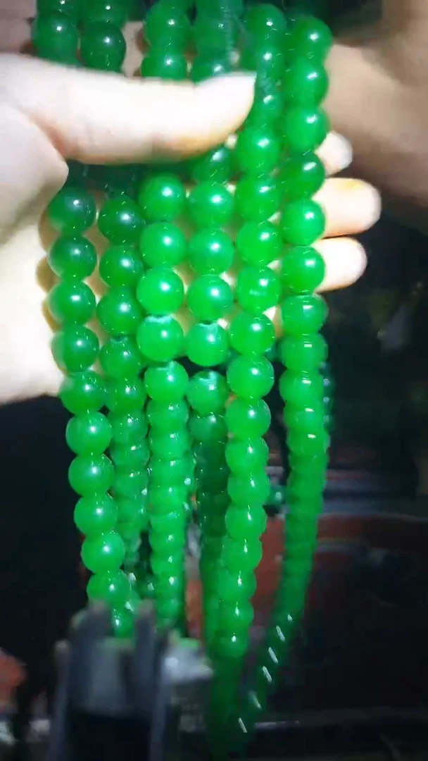 和田玉未镶嵌颈饰长串.1条.绿