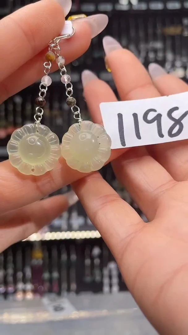 紫晶耳饰银S925镶嵌喜欢拍