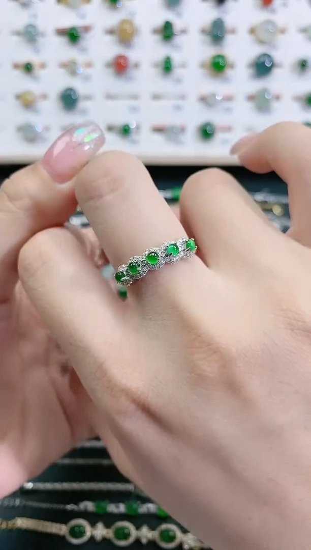 翡翠戒指银S925镶嵌天然翡翠