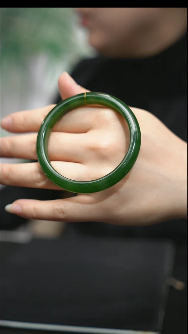 颈饰未镶嵌和田玉56圈口