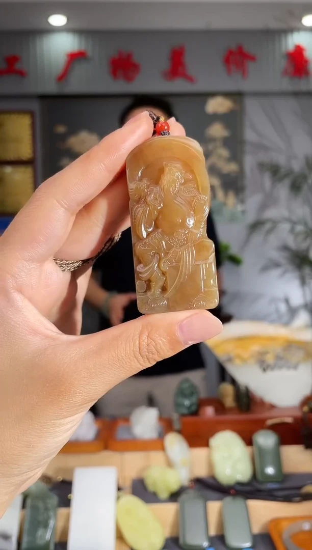 和田玉未镶嵌颈饰1