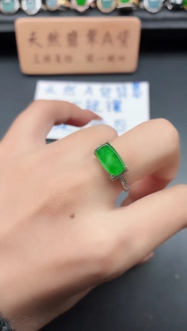 银S925镶嵌戒指翡翠11