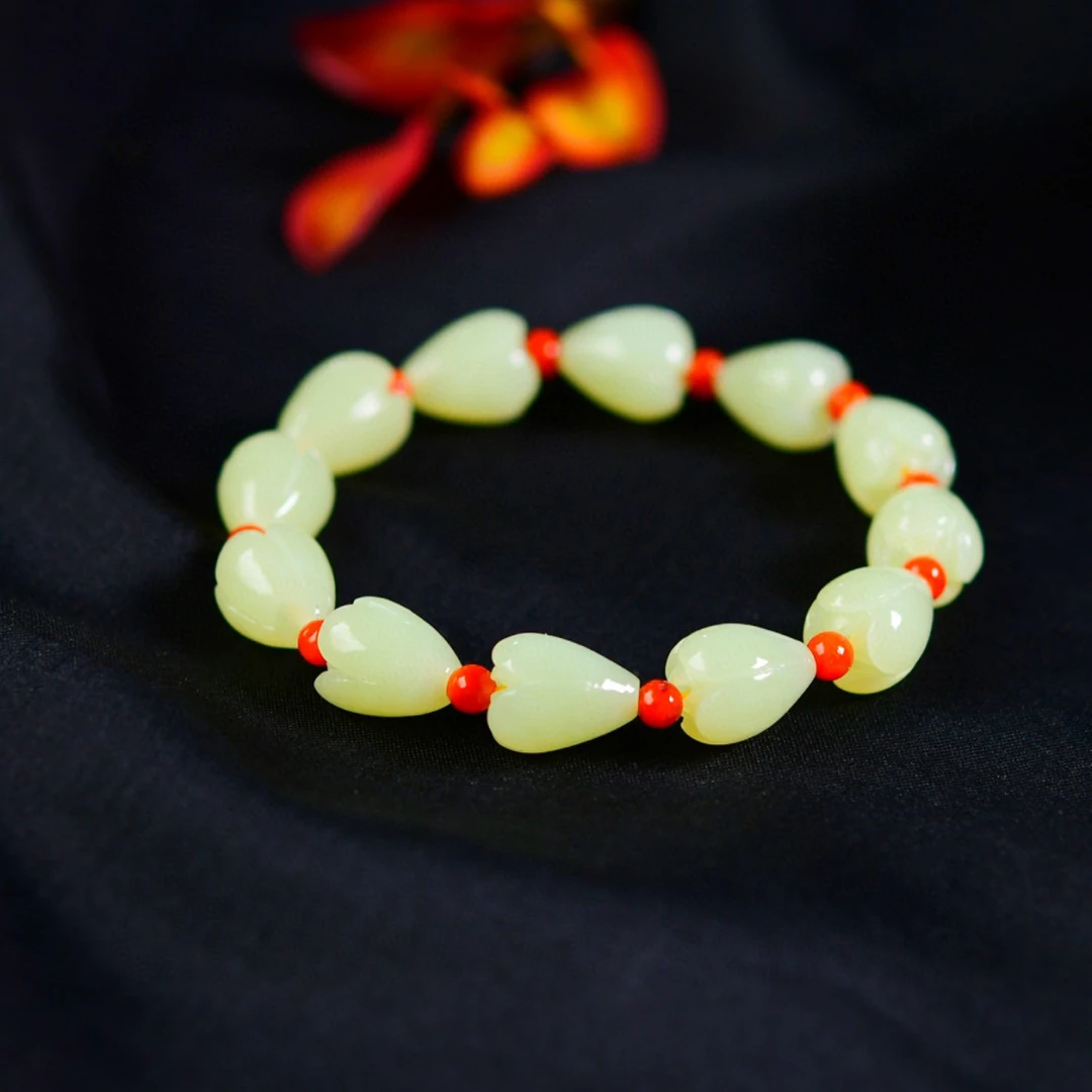 天然和田玉黄口料玉兰花手链女士玉石手串