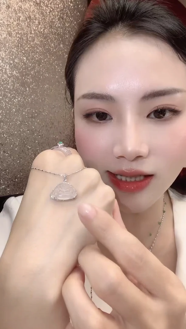 吊坠(不含链)18K金镶嵌翡翠A2 多样性发一件