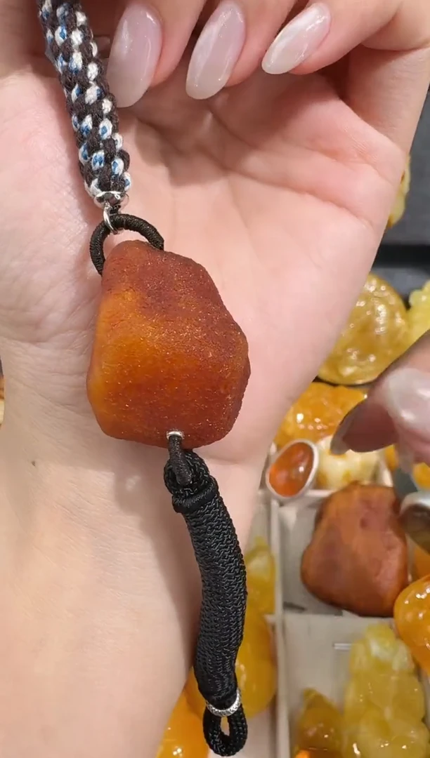 裸石琥珀未镶嵌琥珀