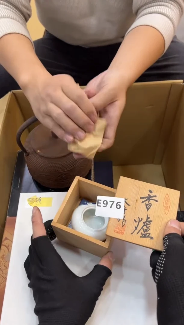 Z***左976中古商品谨慎参拍