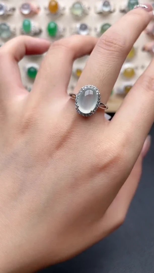 【闪购商品】翡翠戒指银S925镶嵌一物一证一礼盒