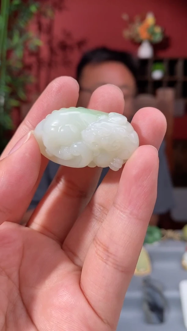 和田玉未镶嵌吊坠(不含链)1