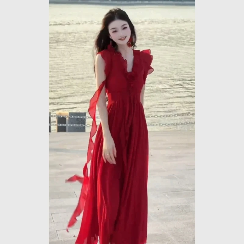 2025巨好看的海边度假多巴胺独特漂亮掐腰红色花边无袖连衣裙女夏