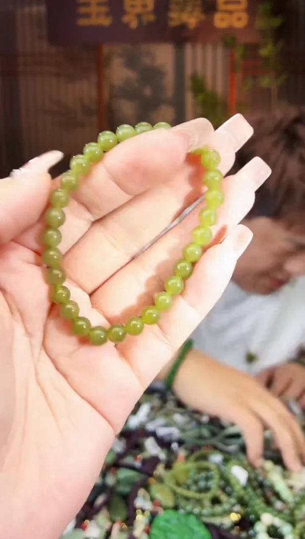 和田玉未镶嵌颈饰拍一发一