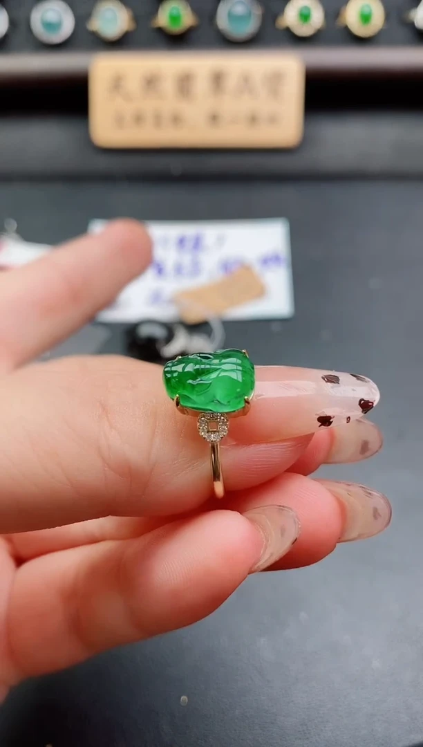 银S925镶嵌戒指翡翠1