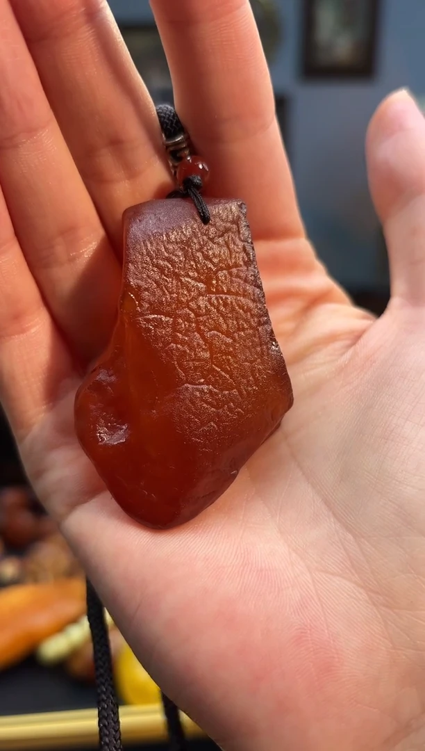 琥珀颈饰未镶嵌吊坠