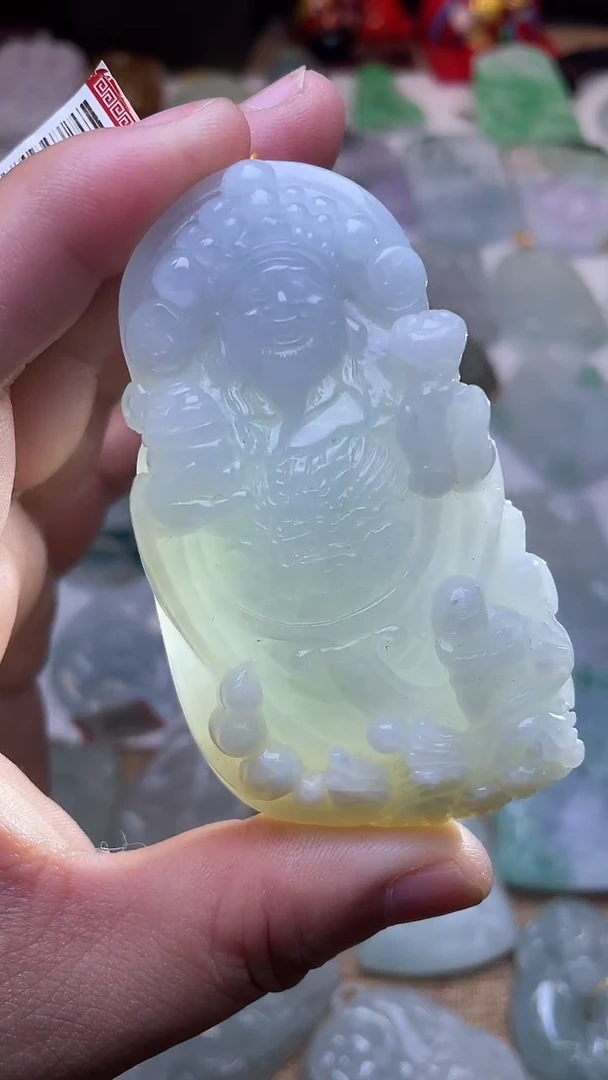 颈饰未镶嵌翡翠财神