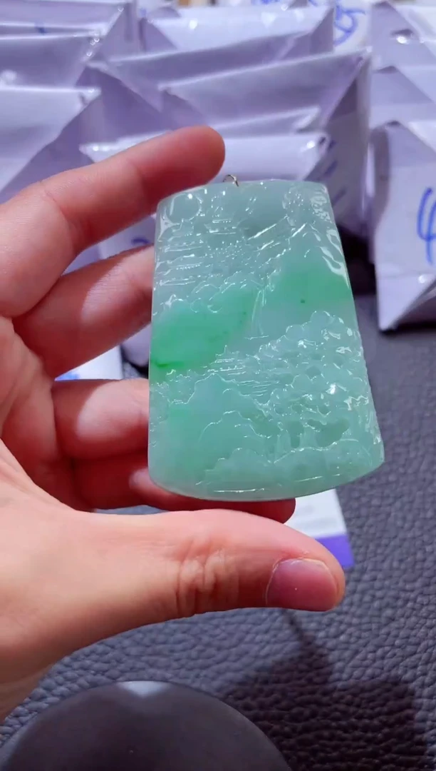 颈饰未镶嵌翡翠00003780