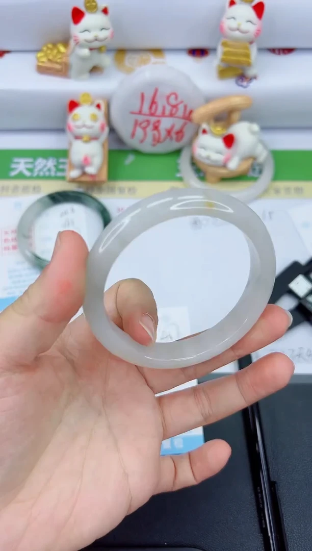 【闪购商品】石英质玉手镯未镶嵌457-61