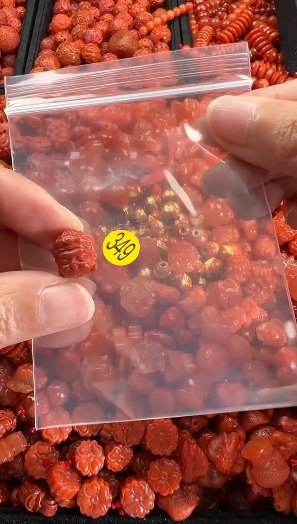 【闪购商品】南红玛瑙颈饰未镶嵌2