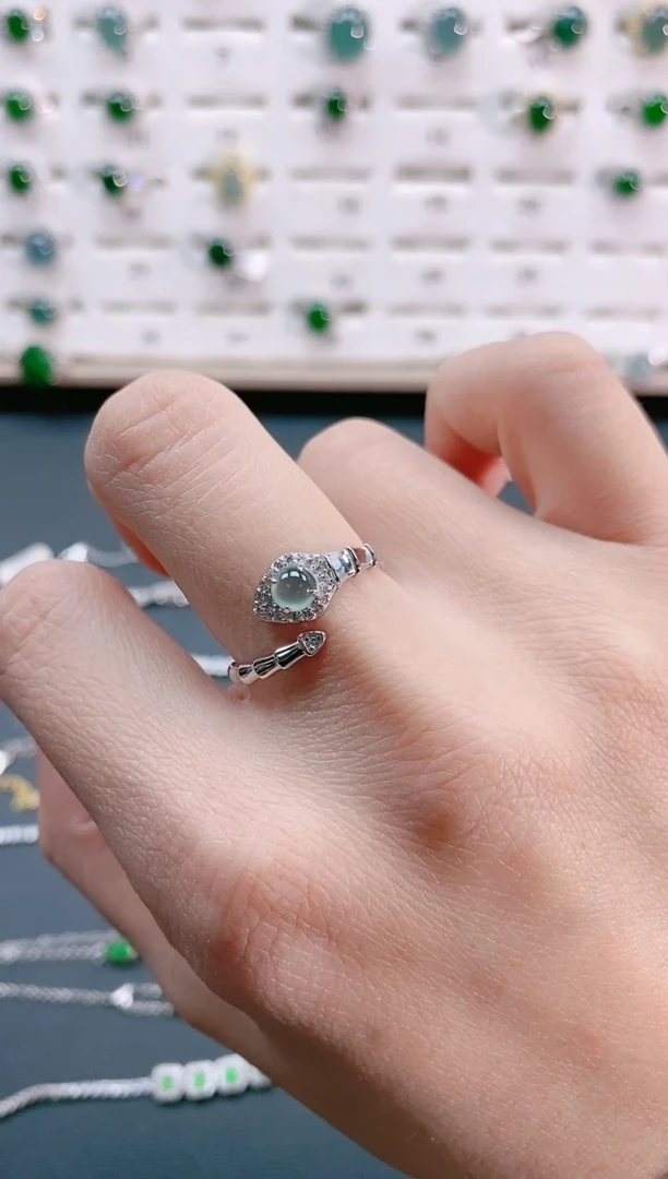 【闪购商品】翡翠戒指银S925镶嵌天然翡翠