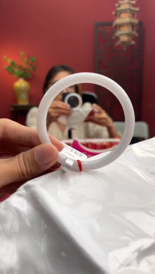 未镶嵌手镯（圆镯）翡翠翡翠手镯3