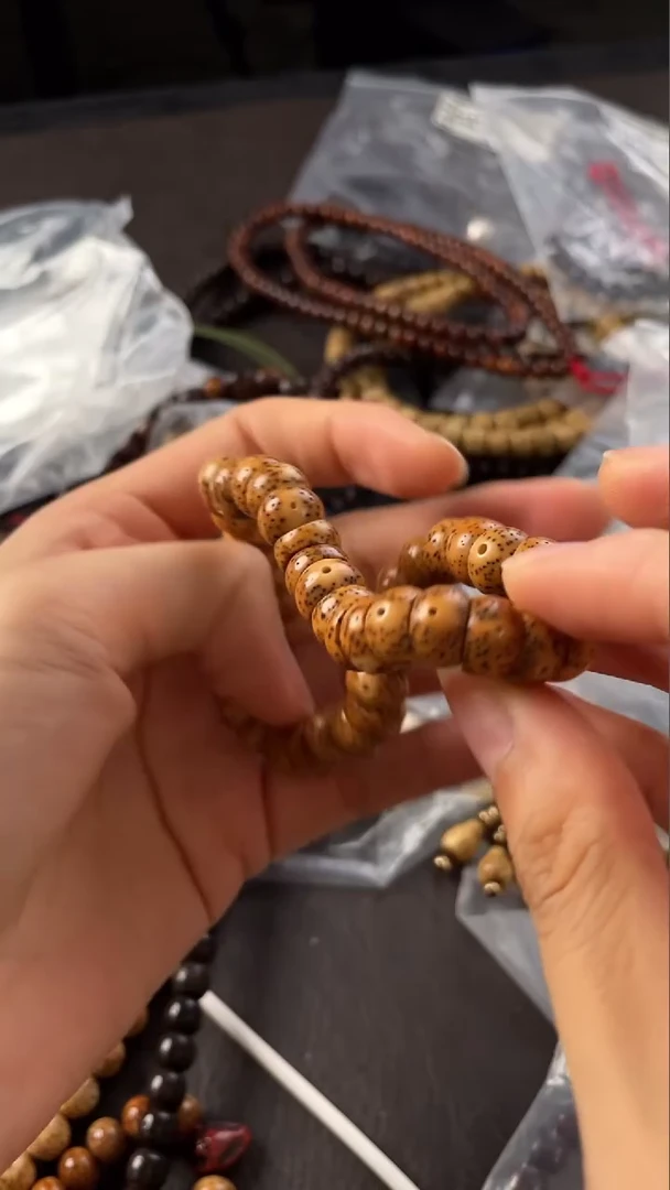 星月菩提手串精工级粉皮浅珀大肠10*7手持