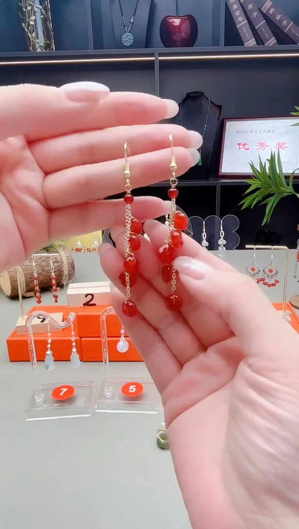 未镶嵌耳钉玛瑙/玉髓208