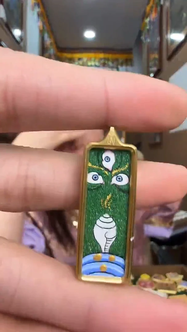 吊坠绿财神眼睛-热贡纯手绘唐卡