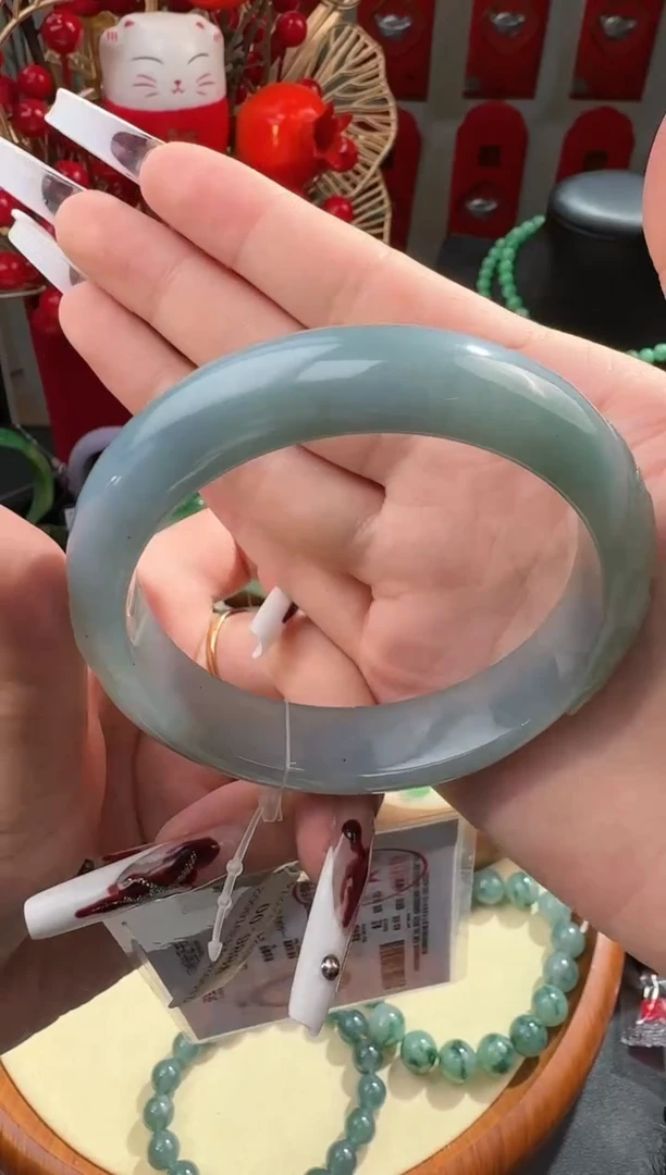 【闪购商品】翡翠手镯未镶嵌手镯