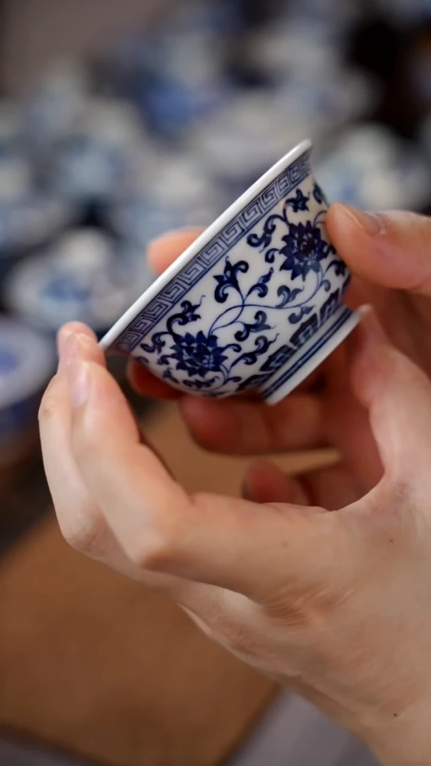春风缠枝杯111111