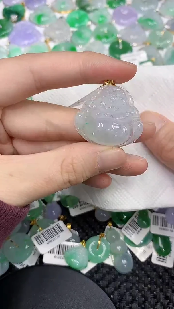 颈饰18K金镶嵌翡翠a货支持复检百元以上9元证书费自理