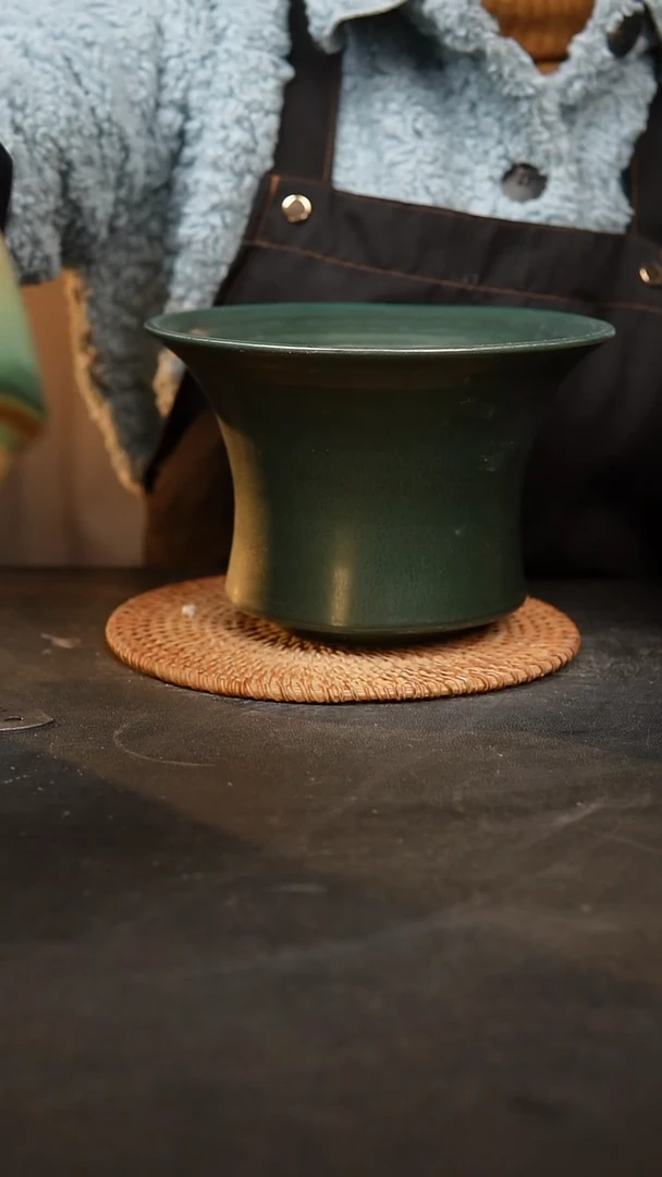 【闪购商品】瓷片泥泥手工花盆口18高13