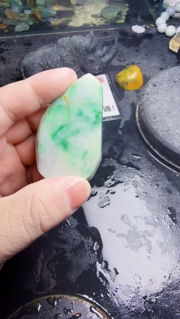 未镶嵌挂件翡翠天然翡翠185
