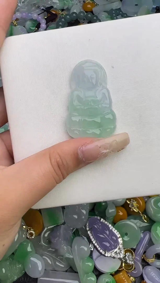 翡翠未镶嵌颈饰天然缅甸翡翠吊坠